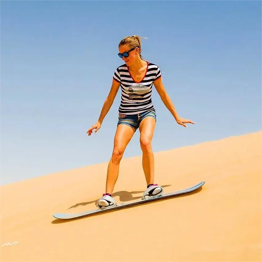 morning-sandboarding